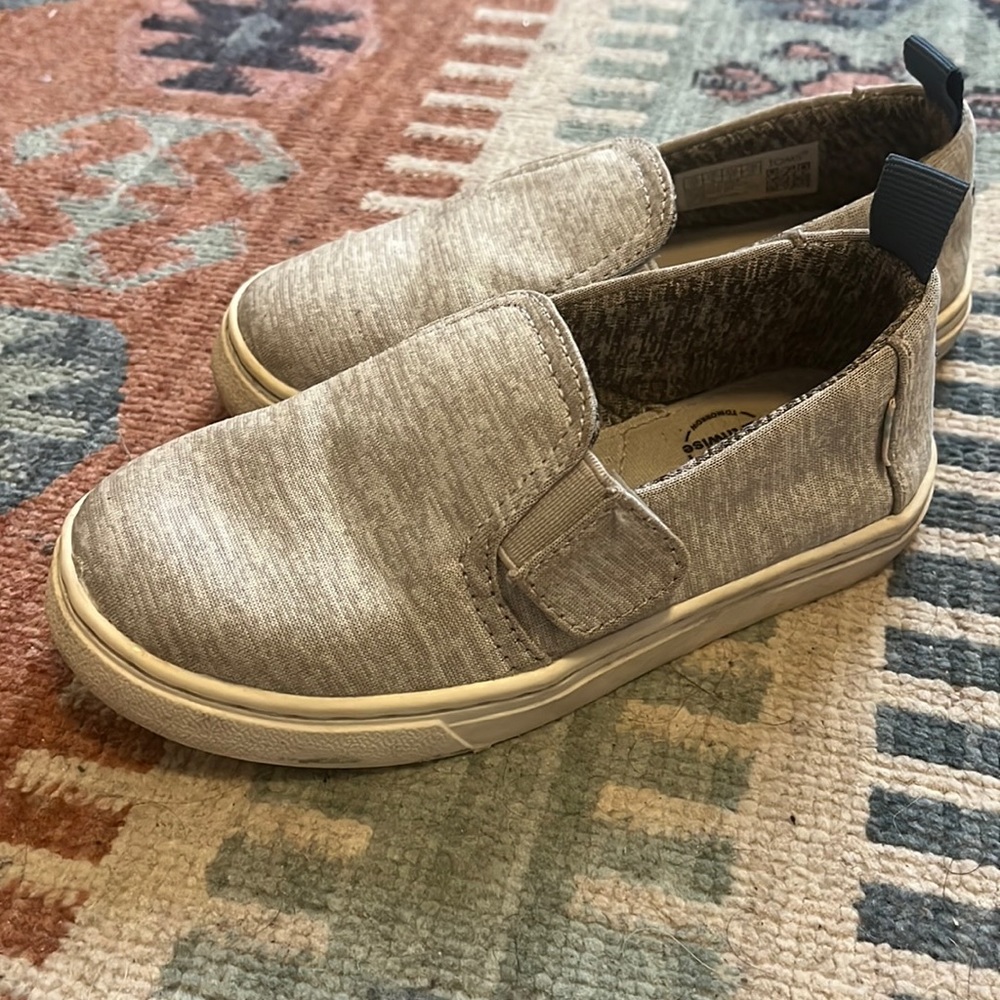 Tom’s Toddler Shoes 10 T
